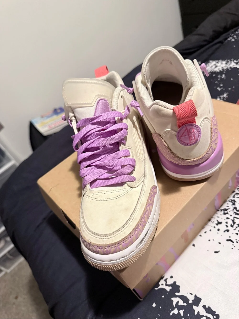 Jordan Kids Sneakers - Cream & Lavender Accents